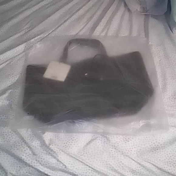 Large Donna Karan Black Handbag/Tote Bag - Picture 8 of 8